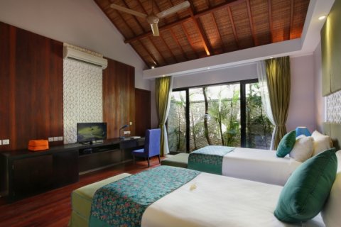 6 bedrooms Villa in South Kuta, Badung, Indonesia No. 649 17