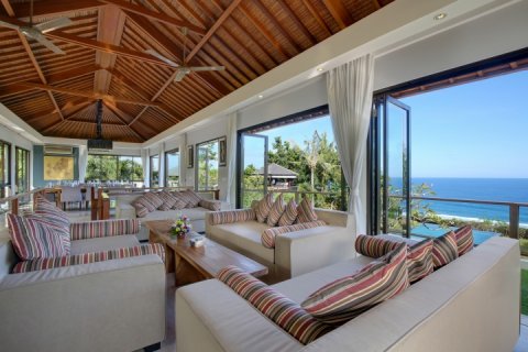 6 bedrooms Villa in South Kuta, Badung, Indonesia No. 649 7