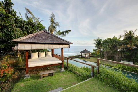 6 bedrooms Villa in South Kuta, Badung, Indonesia No. 649 6