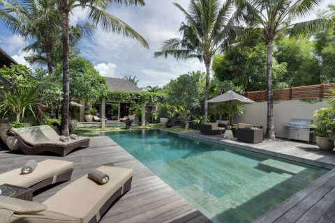 8 bedrooms Villa in Seminyak, Badung, Indonesia No. 654 4