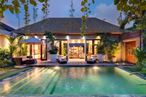 8 bedrooms Villa in Seminyak, Badung, Indonesia No. 654 6