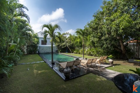 4 bedrooms Villa in Badung, Indonesia No. 11071 2