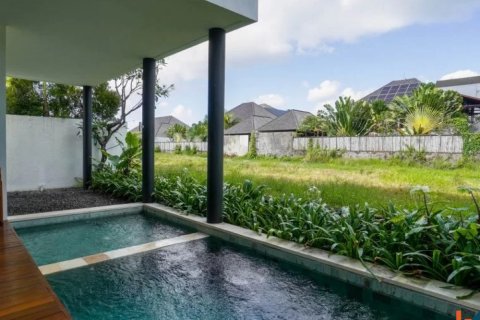 4 bedrooms Villa in Canggu, Badung, Indonesia No. 11073