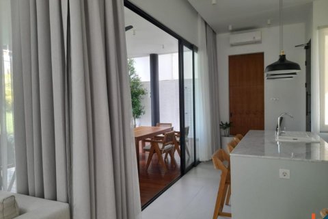 Вилла с 4 спальнями в Canggu, Бадунг, Индонезия № 11073 4