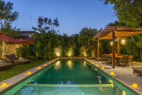 5 bedrooms Villa in Jimbaran, Badung, Indonesia No. 1260 18