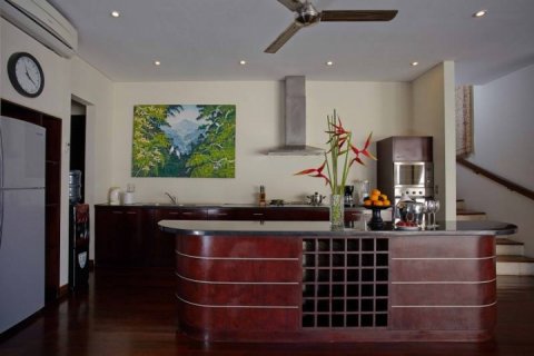 5 bedrooms Villa in Jimbaran, Badung, Indonesia No. 1260 8