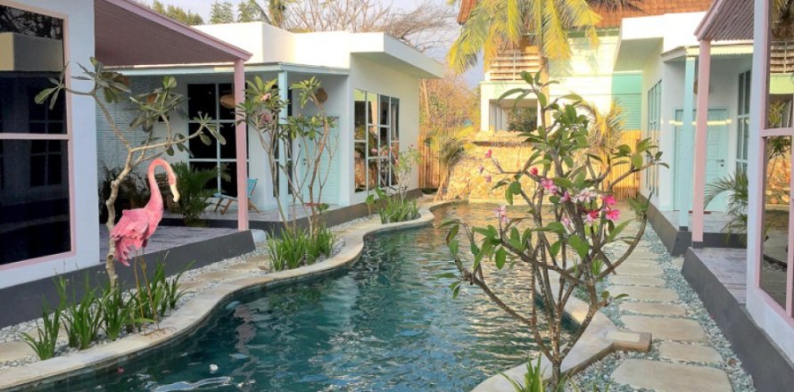 10 bedrooms Villa in Central Lombok, Indonesia No. 11662