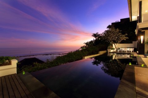 3 bedrooms Villa in Nusa Dua, Badung, Indonesia No. 816 16