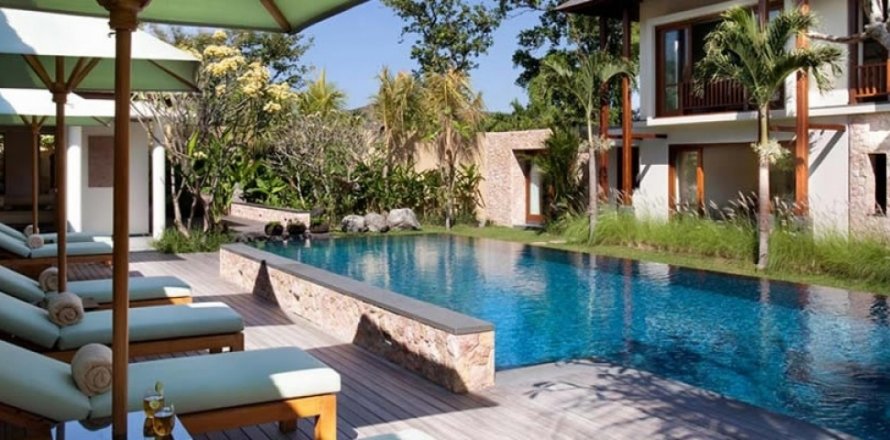 Вилла с 4 спальнями в Seminyak, Бадунг, Индонезия № 819