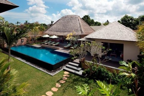 Вилла с 4 спальнями в Seminyak, Бадунг, Индонезия № 819 13