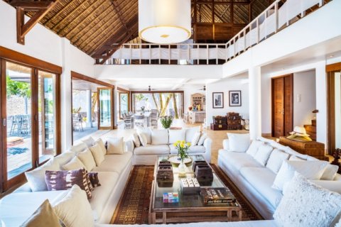 Вилла с 5 спальнями в Nusa Lembongan, Клунгкунг, Индонезия № 815 25