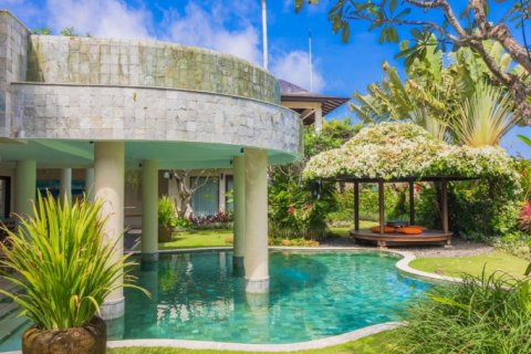 6 bedrooms Villa in South Kuta, Badung, Indonesia No. 818 11