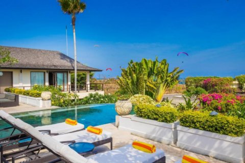 6 bedrooms Villa in South Kuta, Badung, Indonesia No. 818 7