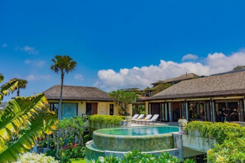 6 bedrooms Villa in South Kuta, Badung, Indonesia No. 818 8