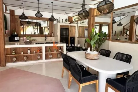 3 bedrooms Villa in Tibubeneng, Badung, Indonesia No. 11859 4