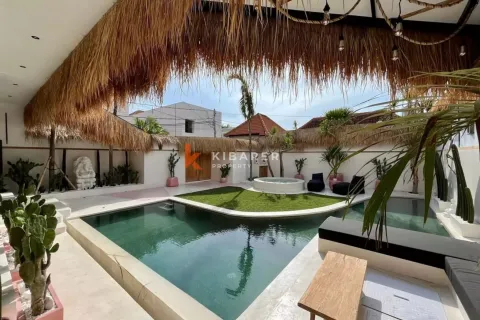 3 bedrooms Villa in Tibubeneng, Badung, Indonesia No. 11859 2