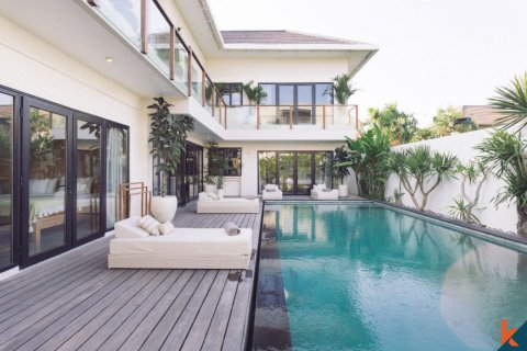 5 bedrooms Villa in Canggu, Badung, Indonesia No. 11508 9