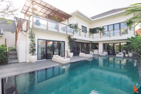 5 bedrooms Villa in Canggu, Badung, Indonesia No. 11508 8