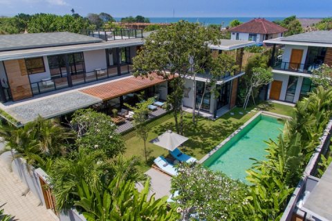 Вилла с 5 спальнями в Canggu, Бадунг, Индонезия № 798