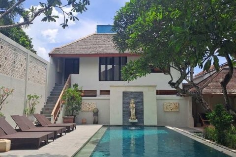 4 bedrooms Villa in Seminyak, Badung, Indonesia No. 7714
