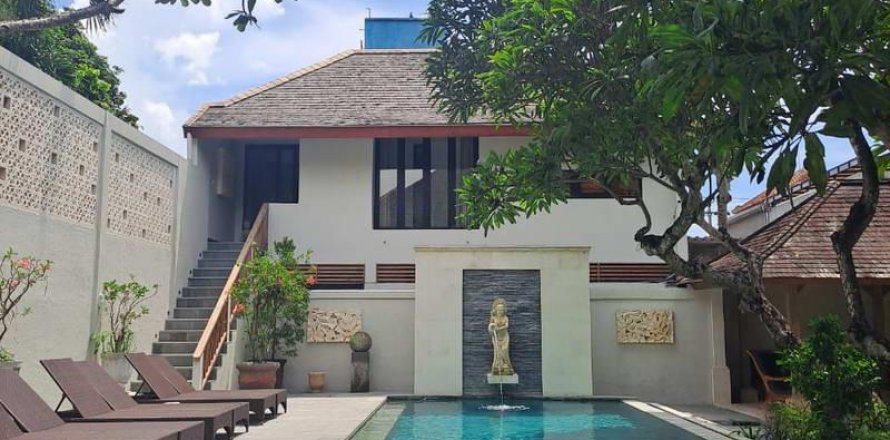 4 bedrooms Villa in Seminyak, Badung, Indonesia No. 7714