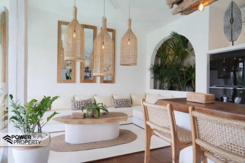 3 bedrooms Villa in Tampaksiring, Gianyar, Indonesia No. 7712 30