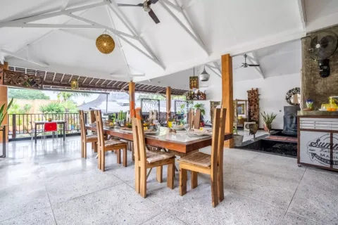 Вилла с 5 спальнями в Canggu, Бадунг, Индонезия № 12373 11