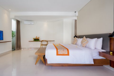 3 bedrooms Villa in Seminyak, Badung, Indonesia No. 7576 4