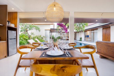 3 bedrooms Villa in Seminyak, Badung, Indonesia No. 7576 3