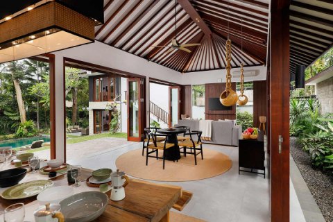 Вилла с 4 спальнями в Canggu, Бадунг, Индонезия № 7572 10