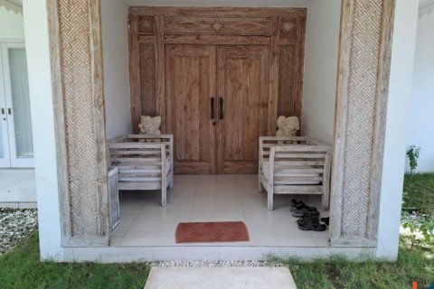 5 bedrooms Villa in Tumbak Bayuh, Mengwi, Badung, Indonesia No. 11434 10