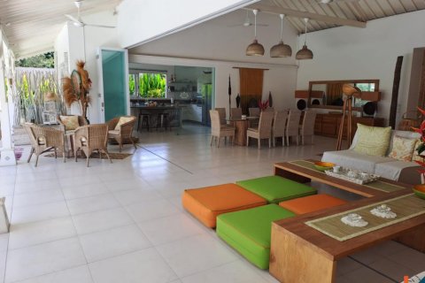 5 bedrooms Villa in Tumbak Bayuh, Mengwi, Badung, Indonesia No. 11434 12