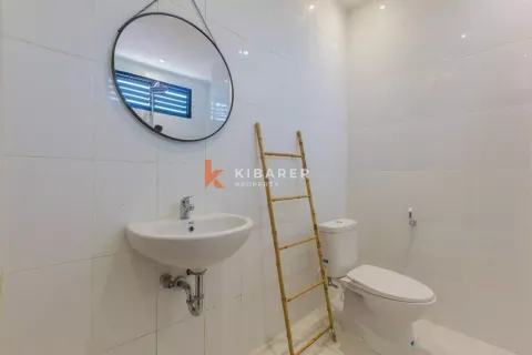 Вилла с 3 спальнями в Kerobokan, Бадунг, Индонезия № 12700 9