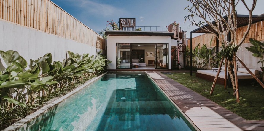 4 bedrooms Villa in Red Sunset North Kuta, Badung, Indonesia No. 3882