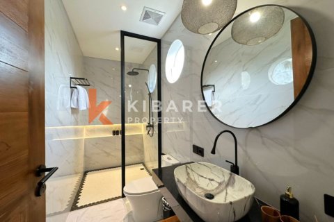 Вилла с 3 спальнями в Kerobokan, Бадунг, Индонезия № 11768 24