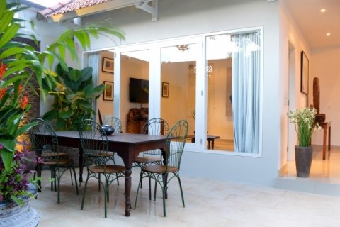 2 bedrooms Villa in Canggu, Badung, Indonesia No. 1740 11