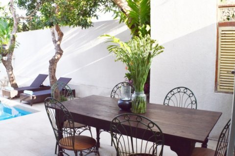 2 bedrooms Villa in Canggu, Badung, Indonesia No. 1740 6