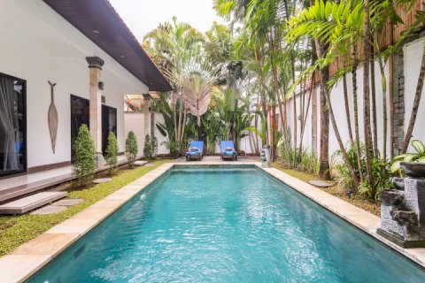 2 bedrooms Villa in Canggu, Badung, Indonesia No. 1737
