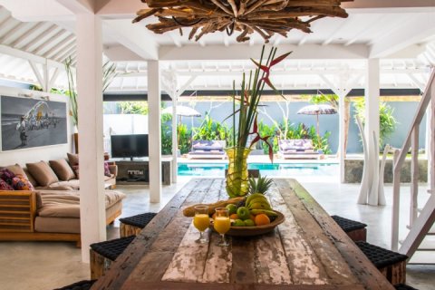 Вилла с 2 спальнями в Seminyak, Бадунг, Индонезия № 1578 4