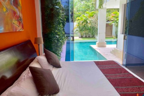 3 bedrooms Villa in Tibubeneng, Badung, Indonesia No. 11644 24