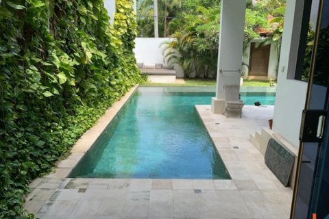 3 bedrooms Villa in Tibubeneng, Badung, Indonesia No. 11644 25