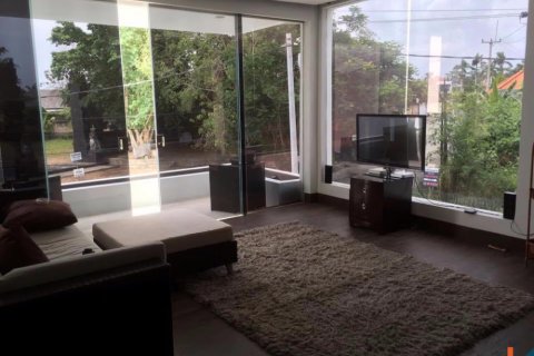 3 bedrooms Villa in Tibubeneng, Badung, Indonesia No. 11644 16