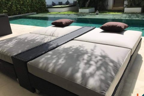 3 bedrooms Villa in Tibubeneng, Badung, Indonesia No. 11644 23