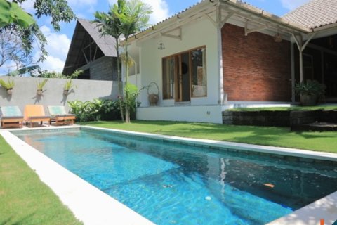 3 bedrooms Villa in Denpasar, Indonesia No. 11643 14