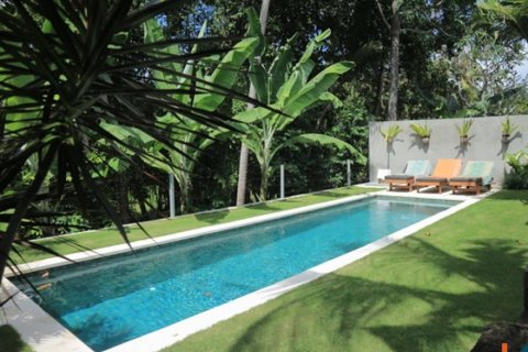 3 bedrooms Villa in Denpasar, Indonesia No. 11643 6