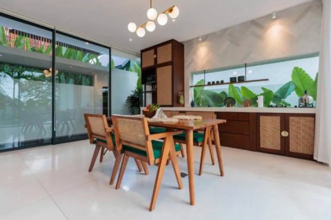 2 bedrooms Villa in Jimbaran, Badung, Indonesia No. 8130 14