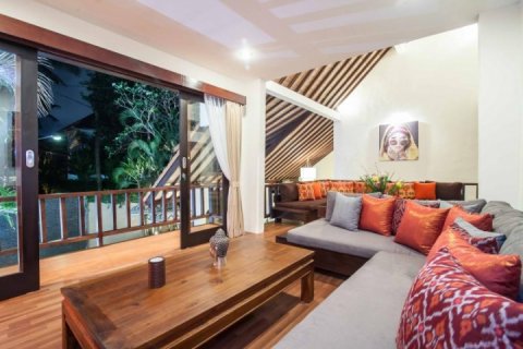 Вилла с 3 спальнями в Seminyak, Бадунг, Индонезия № 1614 2
