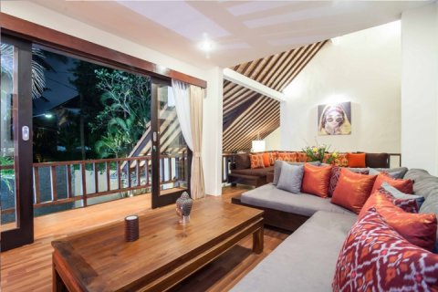 Вилла с 3 спальнями в Seminyak, Бадунг, Индонезия № 1614 4