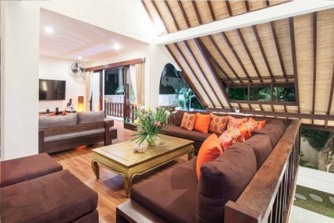 Вилла с 3 спальнями в Seminyak, Бадунг, Индонезия № 1614 3