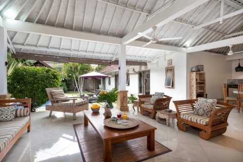 Вилла с 2 спальнями в Seminyak, Бадунг, Индонезия № 1620 4